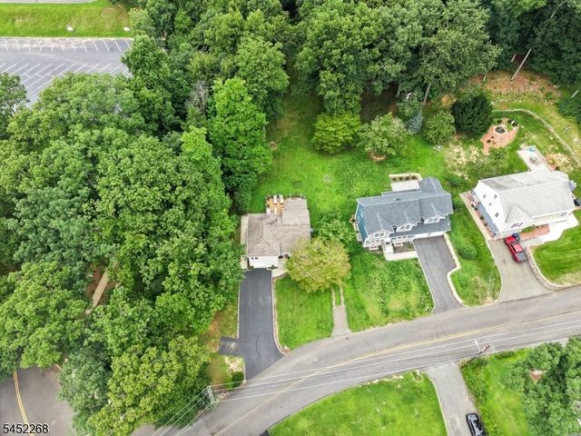 24 Stony Brook Rd, Rockaway Twp., NJ 07866
