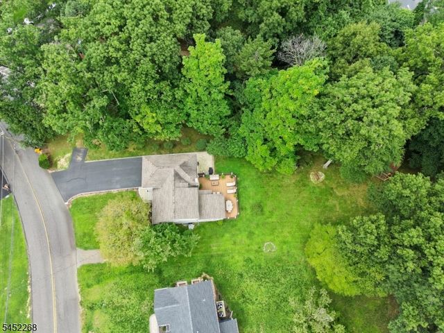 24 Stony Brook Rd, Rockaway Twp., NJ 07866