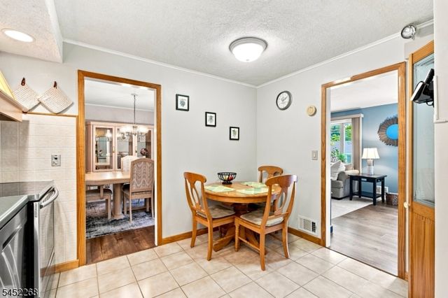 24 Stony Brook Rd, Rockaway Twp., NJ 07866