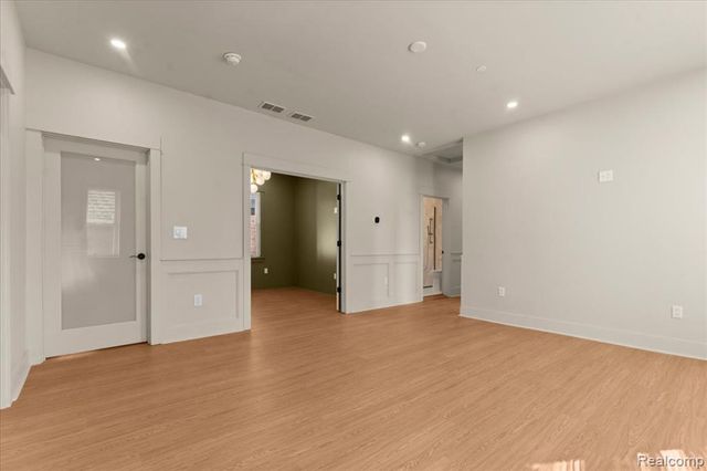 2414 Concord Street, Detroit, MI 48207