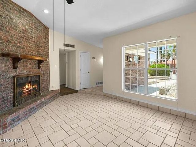 11301 Tom Ulozas Drive, El Paso, TX 79936