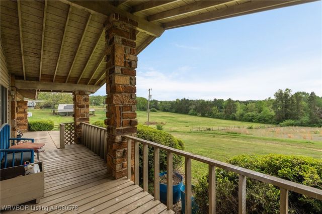 415 Bronzewood Lane, Van Buren, AR 72956