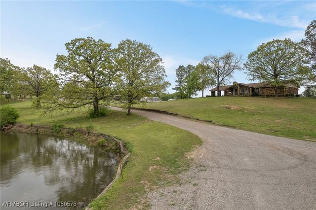415 Bronzewood Lane, Van Buren, AR 72956
