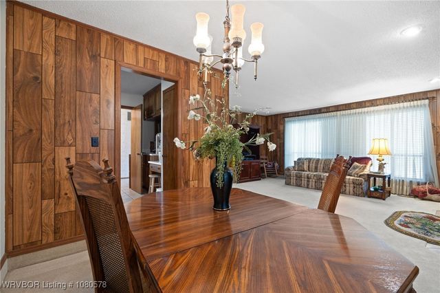 415 Bronzewood Lane, Van Buren, AR 72956