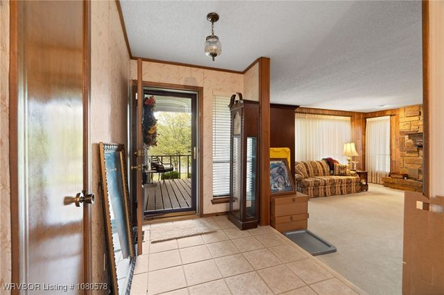 415 Bronzewood Lane, Van Buren, AR 72956