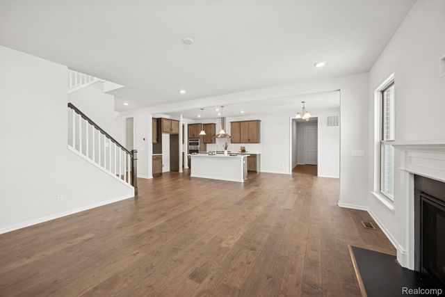 12147 Moore Lane, Washington Township, MI 48094