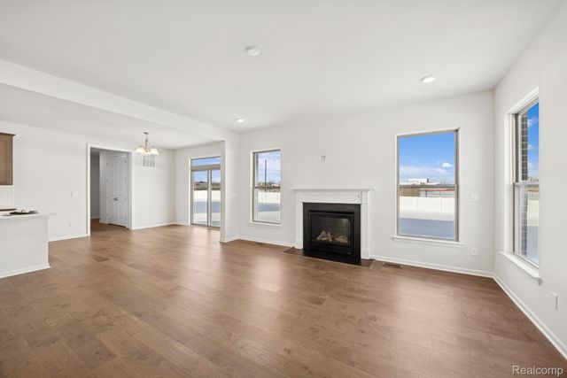 12147 Moore Lane, Washington Township, MI 48094