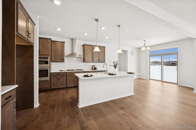 12147 Moore Lane, Washington Township, MI 48094