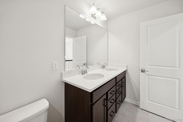 12147 Moore Lane, Washington Township, MI 48094