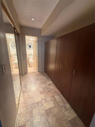 4750 NW 22nd Court 315, Lauderhill, FL 33313