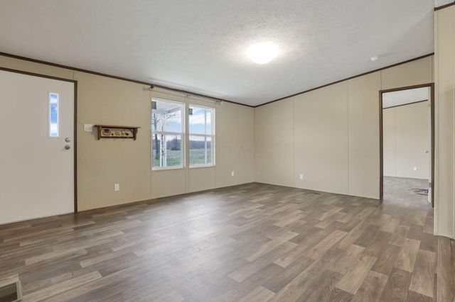 250 Rosie Avenue, Pataskala, OH 43062