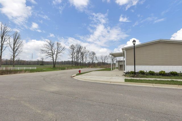 250 Rosie Avenue, Pataskala, OH 43062