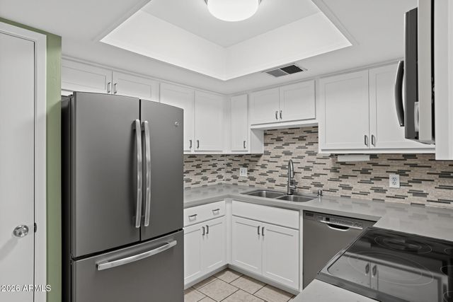 6533 N 7TH Avenue 15, Phoenix, AZ 85013