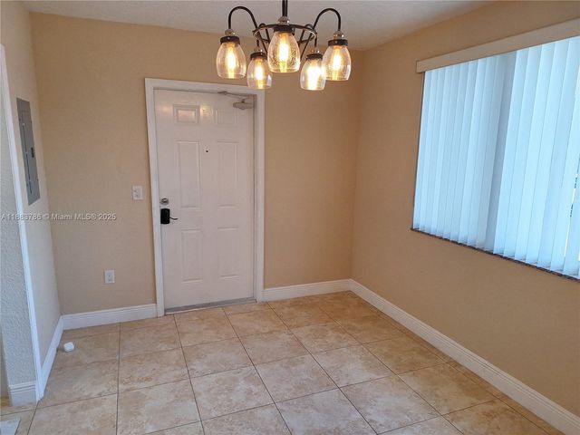 3538 SW 24th St 3538, Miami, FL 33145
