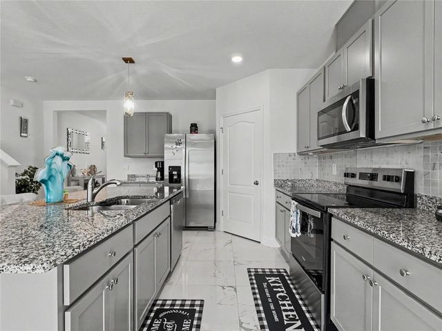2085 DOE RUN DRIVE, Davenport, FL 33837