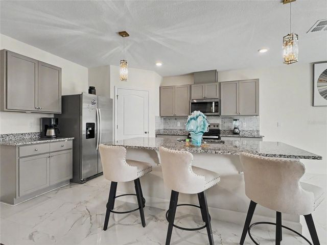 2085 DOE RUN DRIVE, Davenport, FL 33837