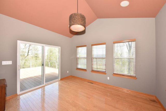 505 Acacia DRIVE, Grafton, WI 53024