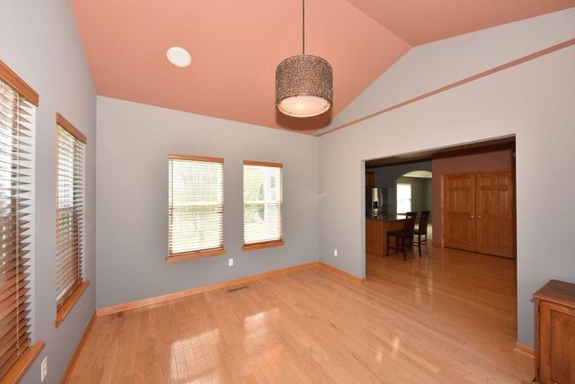 505 Acacia DRIVE, Grafton, WI 53024