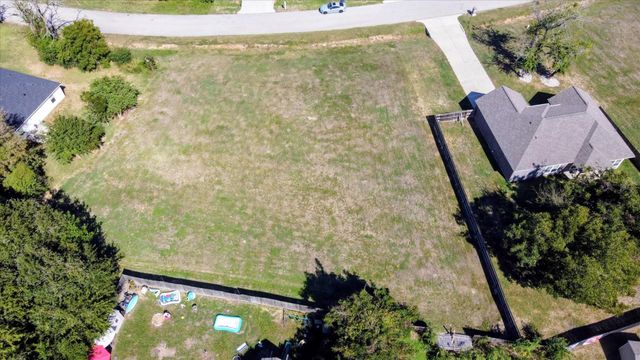 12423 Pecan Drive, Willis, TX 77318