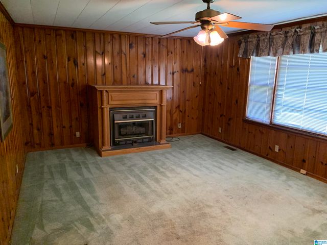 617 HILLTOP AVENUE, Warrior, AL 35180
