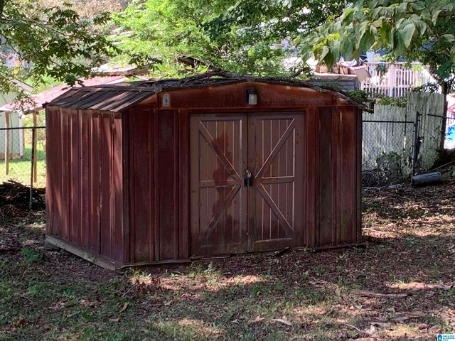617 HILLTOP AVENUE, Warrior, AL 35180