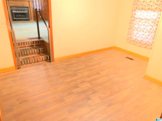 617 HILLTOP AVENUE, Warrior, AL 35180