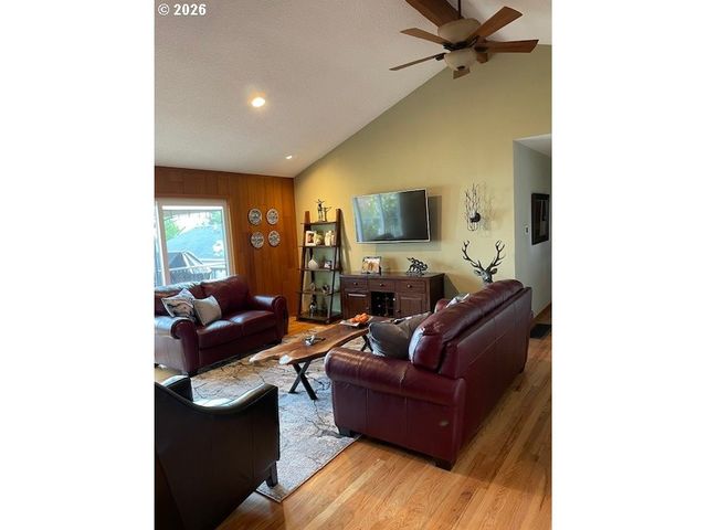 6904 Ne 70TH St, Vancouver, WA 98661