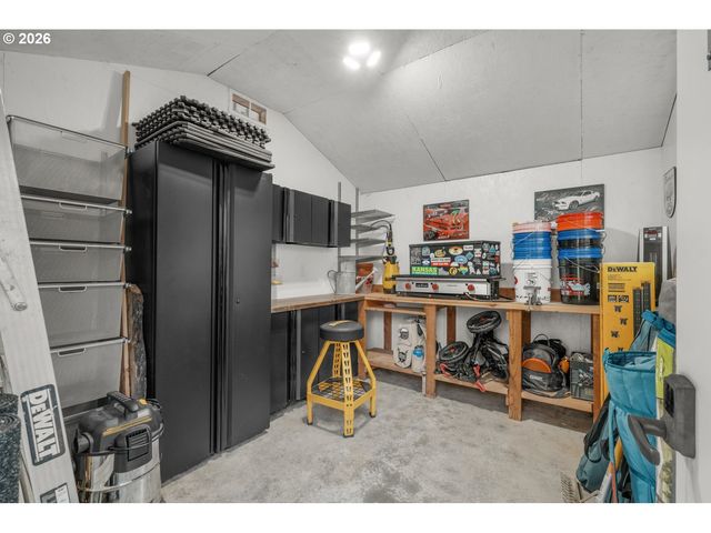 6904 Ne 70TH St, Vancouver, WA 98661