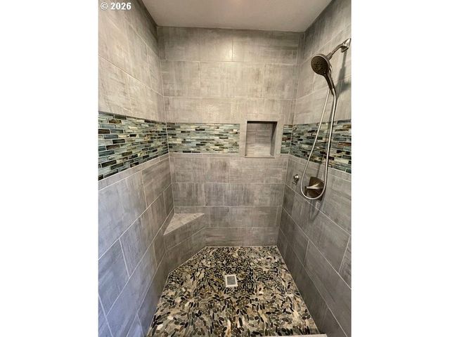 6904 Ne 70TH St, Vancouver, WA 98661