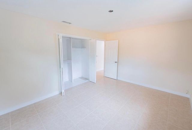 1867 Windsor Drive, North Palm Beach, FL 33408
