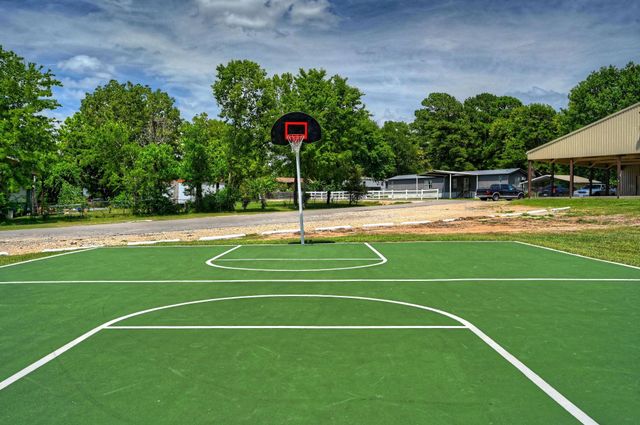 11913 Nelwood, Willis, TX 77318