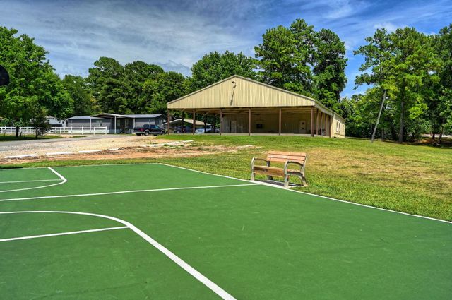 11913 Nelwood, Willis, TX 77318