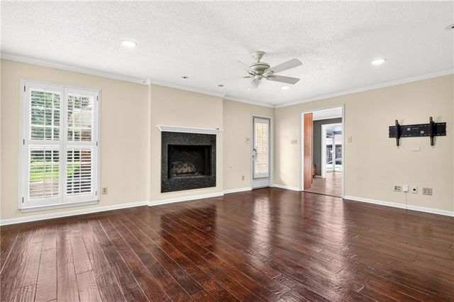 1251 Spring Valley Drive E, Mobile, AL 36693