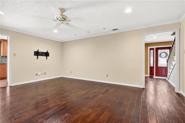 1251 Spring Valley Drive E, Mobile, AL 36693