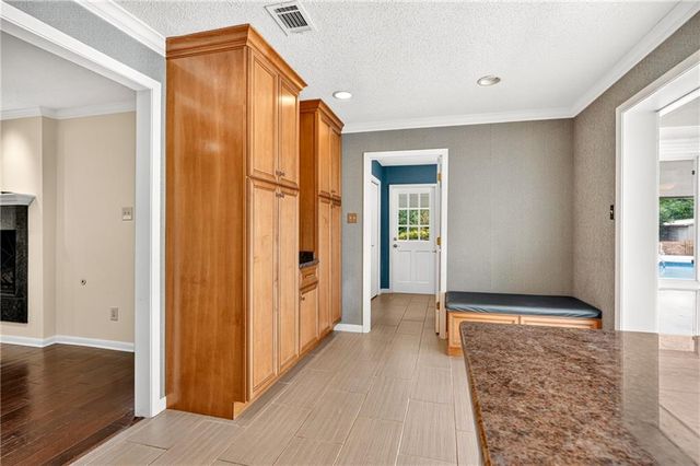 1251 Spring Valley Drive E, Mobile, AL 36693