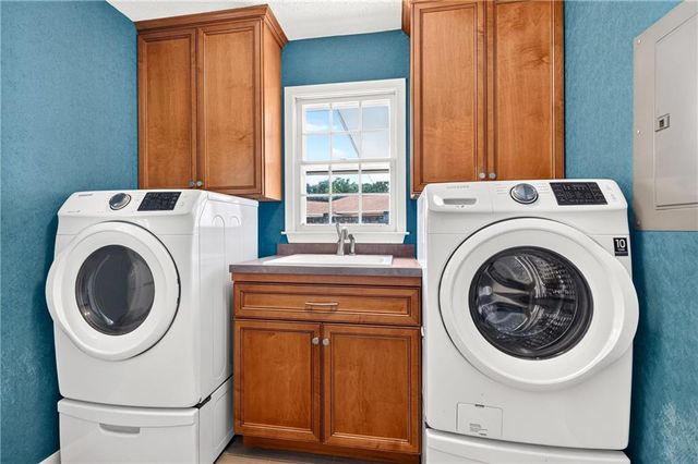 1251 Spring Valley Drive E, Mobile, AL 36693