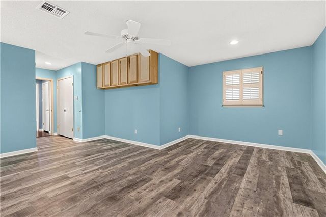 1251 Spring Valley Drive E, Mobile, AL 36693