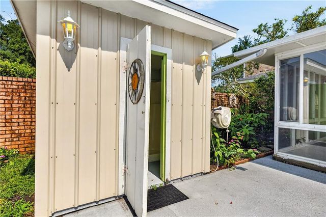 1251 Spring Valley Drive E, Mobile, AL 36693