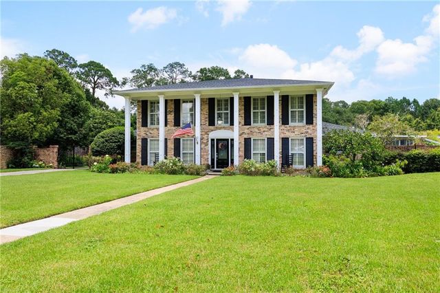1251 Spring Valley Drive E, Mobile, AL 36693