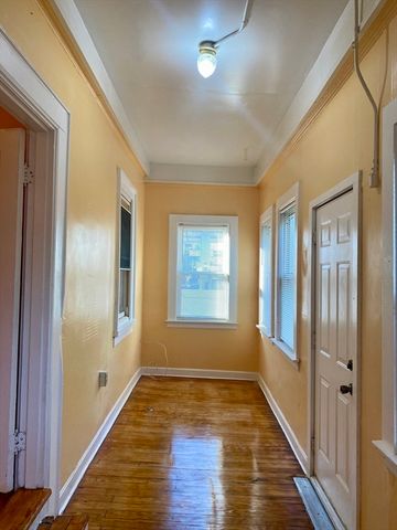 1135 Main St 1F, Brockton, MA 02301