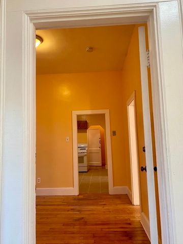 1135 Main St 1F, Brockton, MA 02301