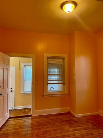 1135 Main St 1F, Brockton, MA 02301