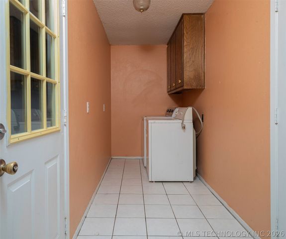 312 Meadowlark Lane, Durant, OK 74701