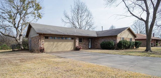 312 Meadowlark Lane, Durant, OK 74701