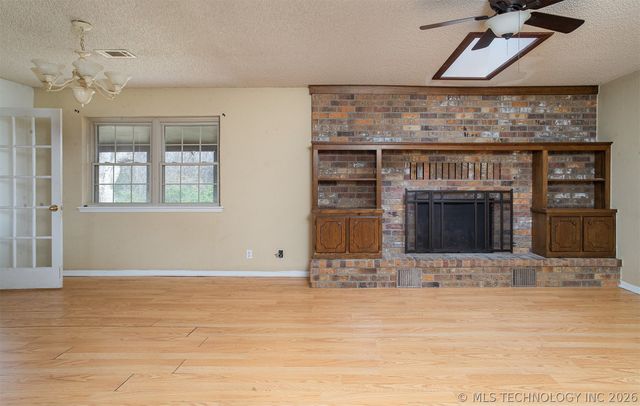 312 Meadowlark Lane, Durant, OK 74701