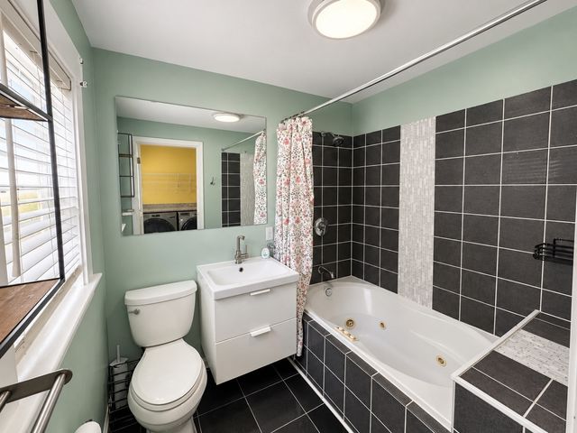 57 Melvin 1, Wakefield, MA 01880