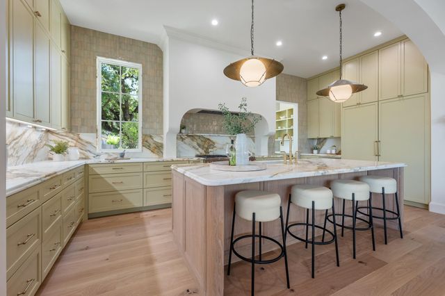 2114 W 11th ST, Austin, TX 78703