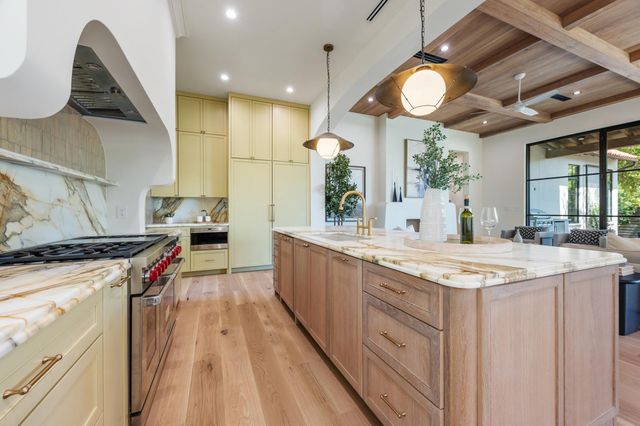 2114 W 11th ST, Austin, TX 78703