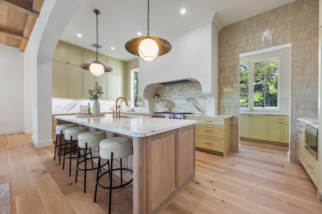 2114 W 11th ST, Austin, TX 78703