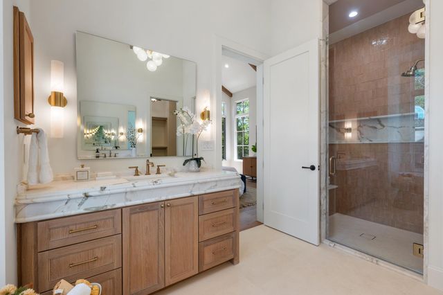 2114 W 11th ST, Austin, TX 78703